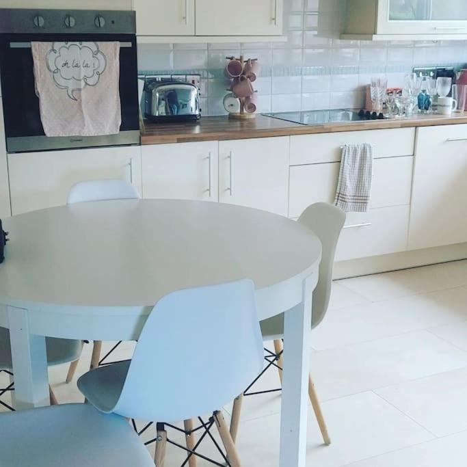Bellevue Bungalow - Comfortable Home With Amazing Views Belfast Extérieur photo