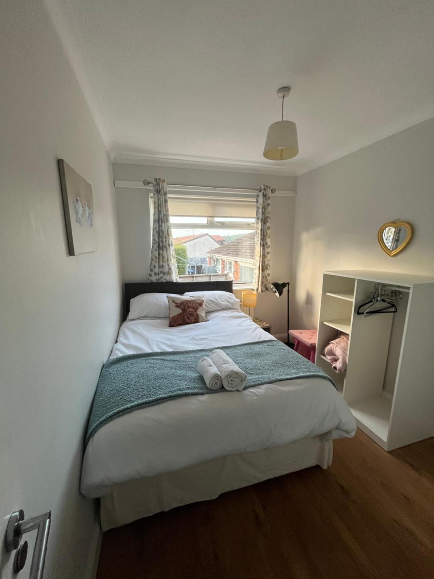 Bellevue Bungalow - Comfortable Home With Amazing Views Belfast Extérieur photo